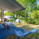 Emplacement Camping-car, tente, caravane avec électricité, Camping Guérande